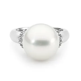 18ct White Gold, Pearl and Diamond Ring