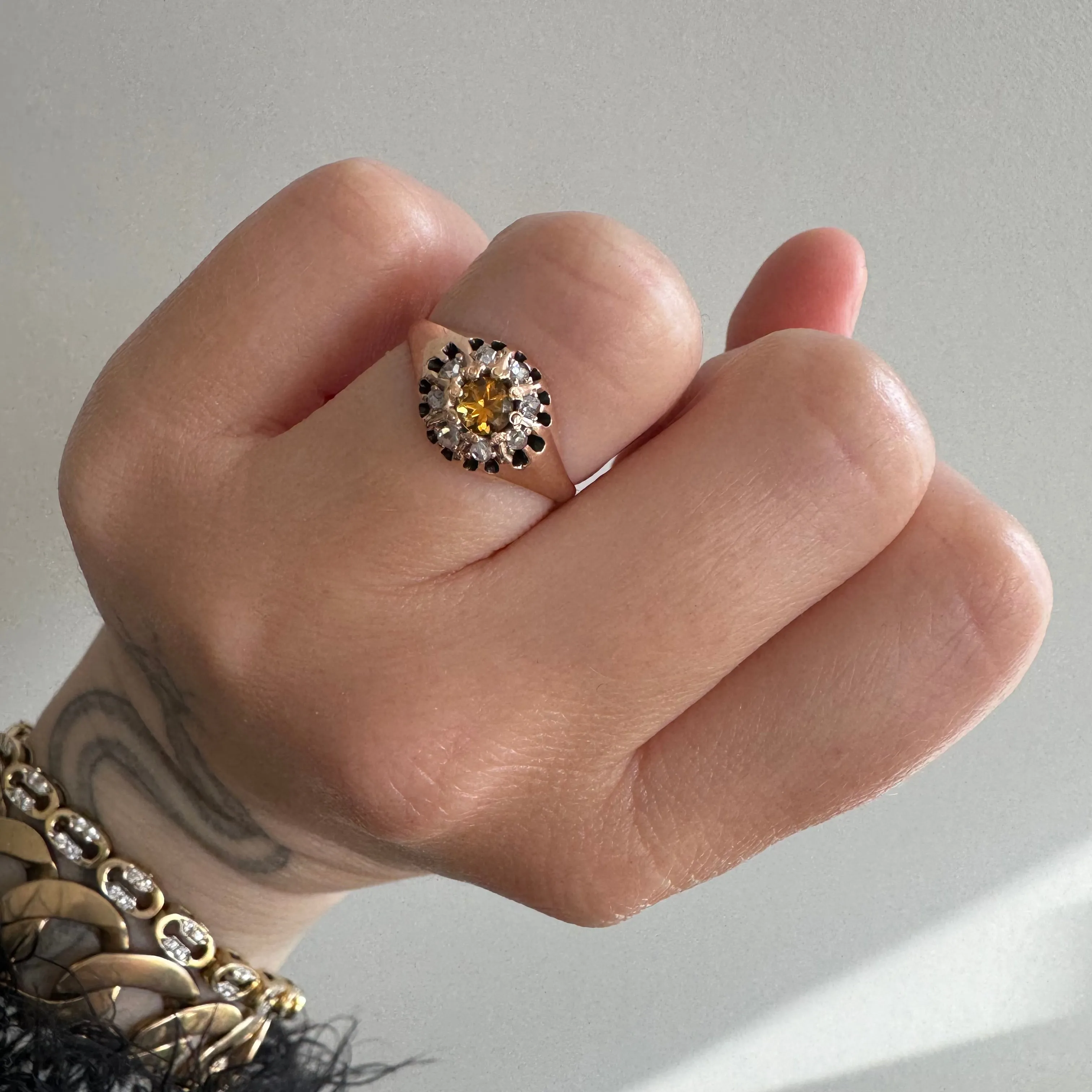 A N T I Q U E // daisy halo / 10k victorian rosy gold halo cluster ring with rose cut diamonds and citrine / size 5.75