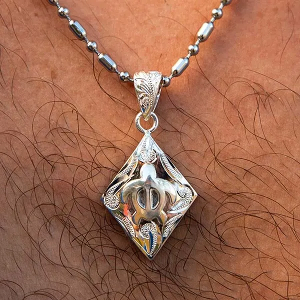 Engraved Honu Rhombus Pendant