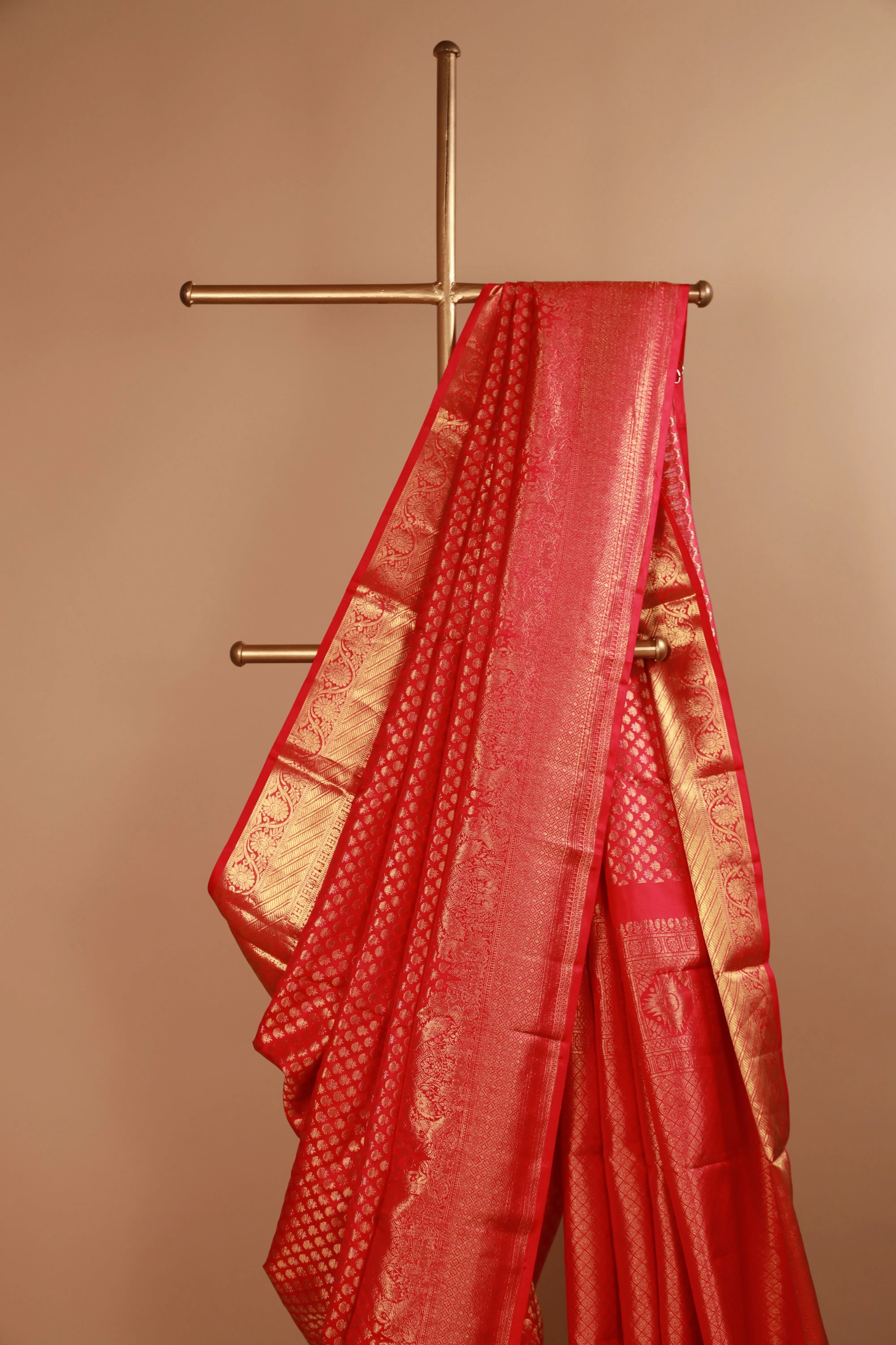 Hand crafted Pure Kanjivaram Silk zari woven saree