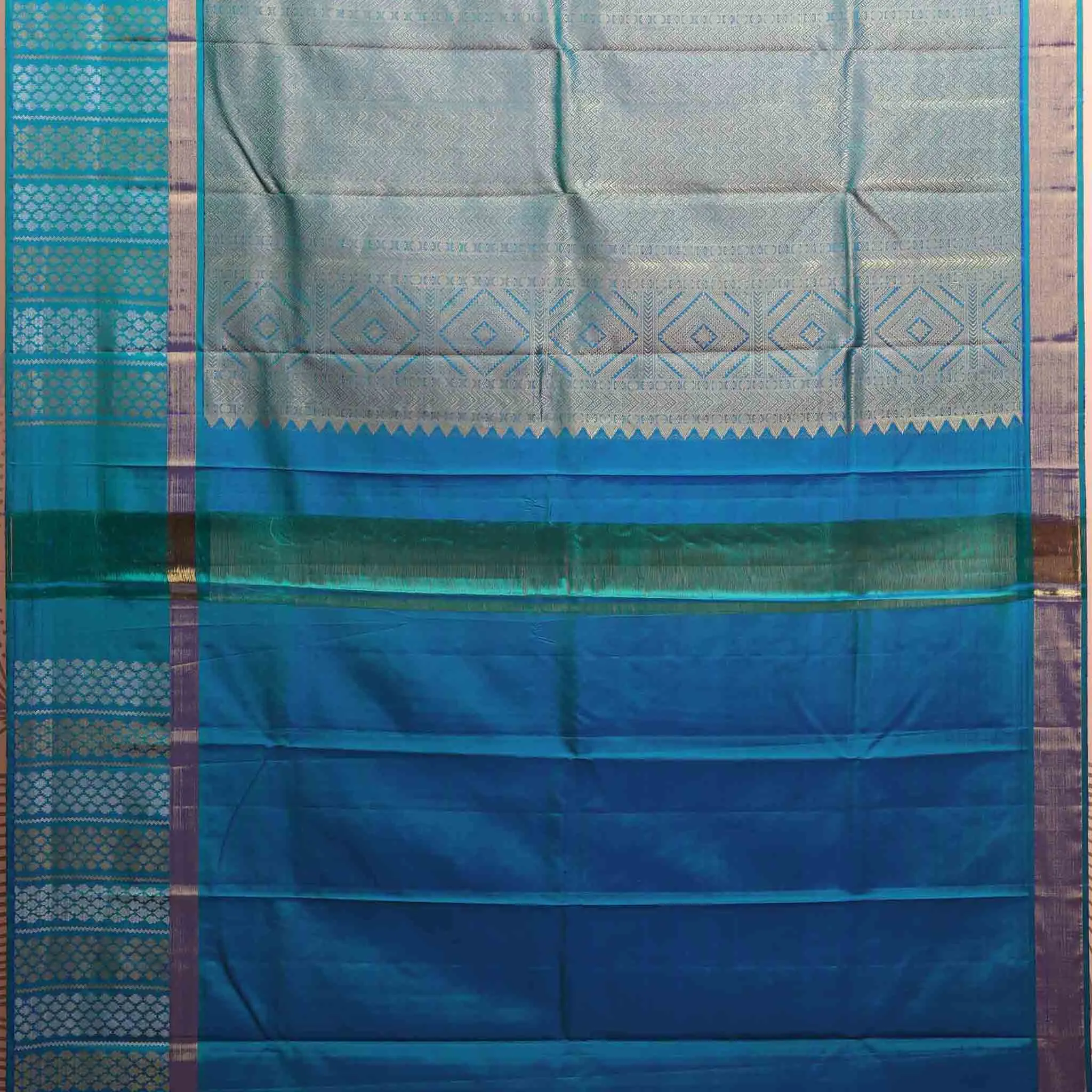 Handwoven Off-white with Blue Kanjivaram Silk Saree - 220N006582DSA