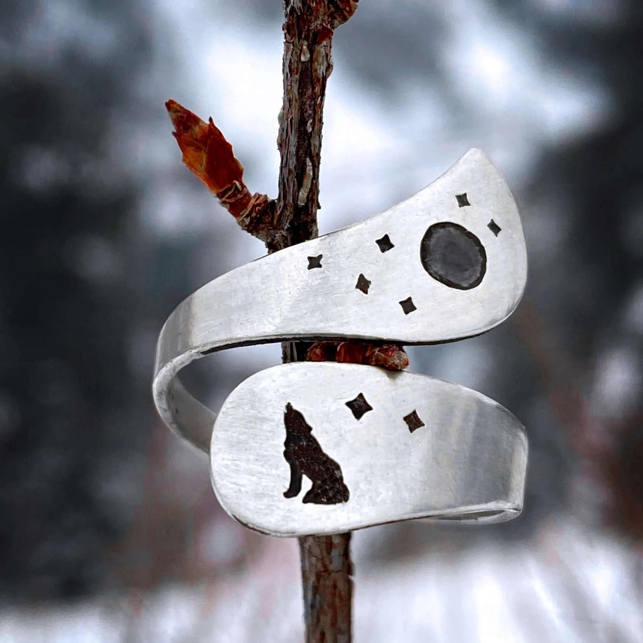 Howl Adjustable Ring