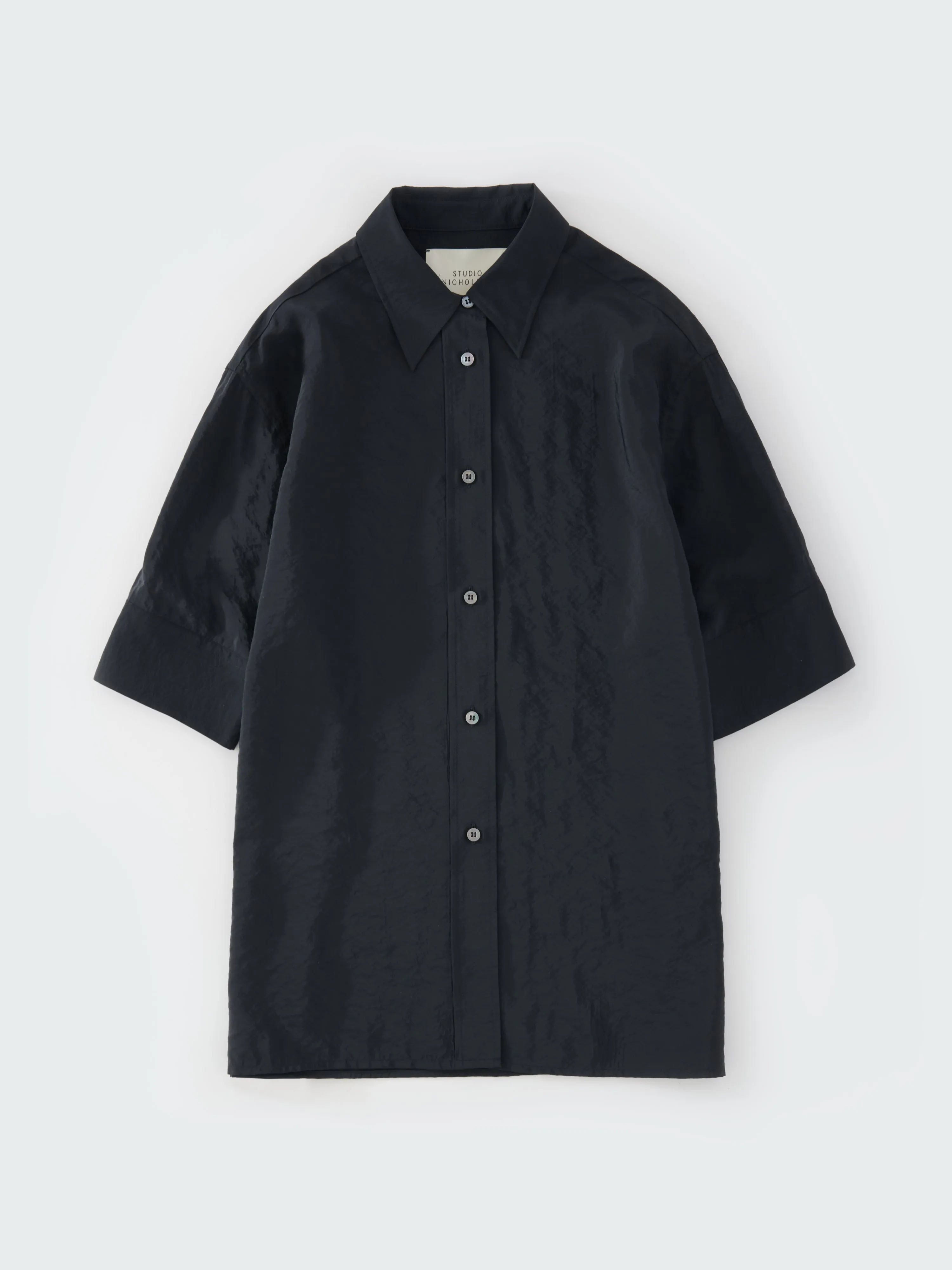 Jonzen Shirt in Darkest Navy