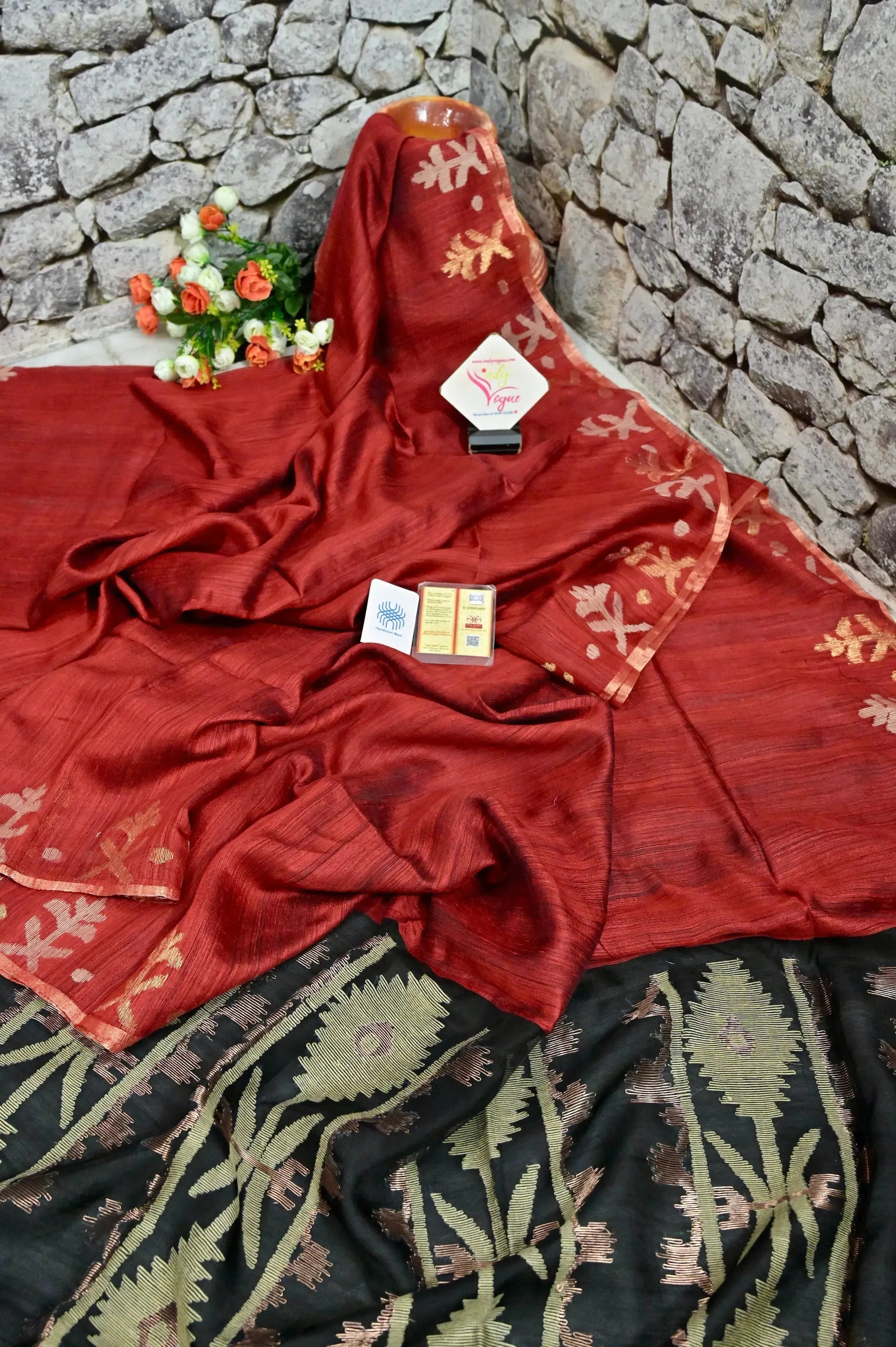 Maroonish Red Color Pure Matka Silk with Jamdani Pallu