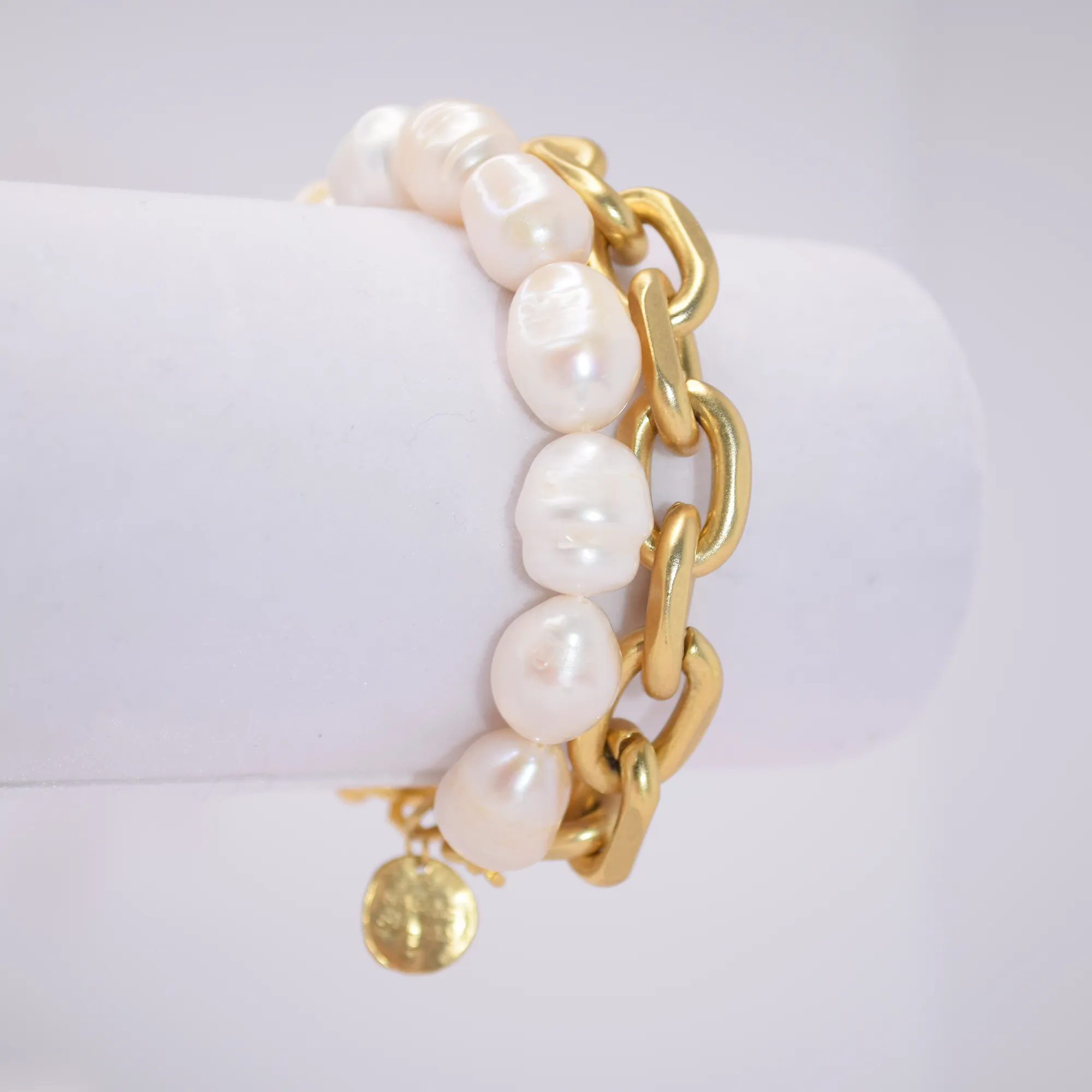 Pearl and cable chain layered Bracelet