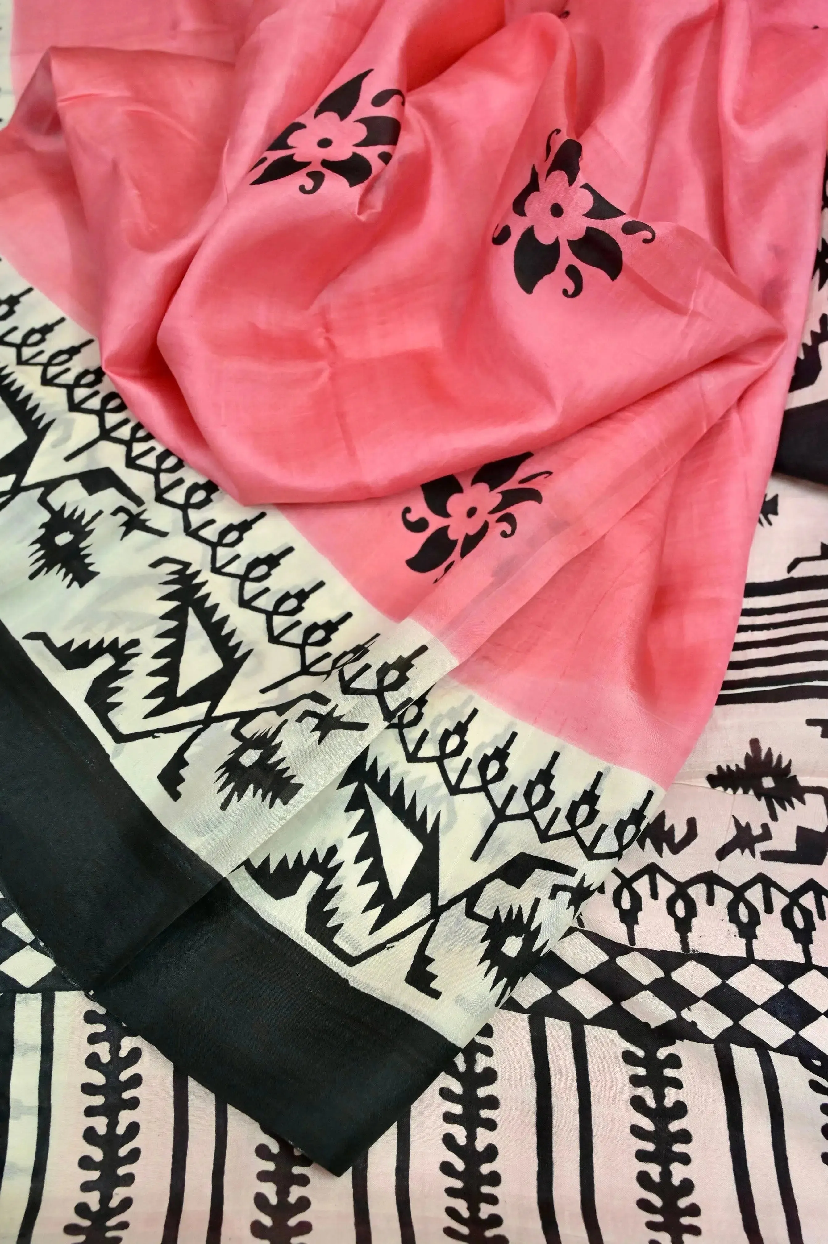 Pink and Black Color Pure Bishnupur Silk Saree with Jamdani Hand Block Print