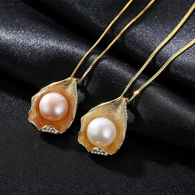 Shell Pearl Design 18K Gold Plated Pendant Chain Necklace