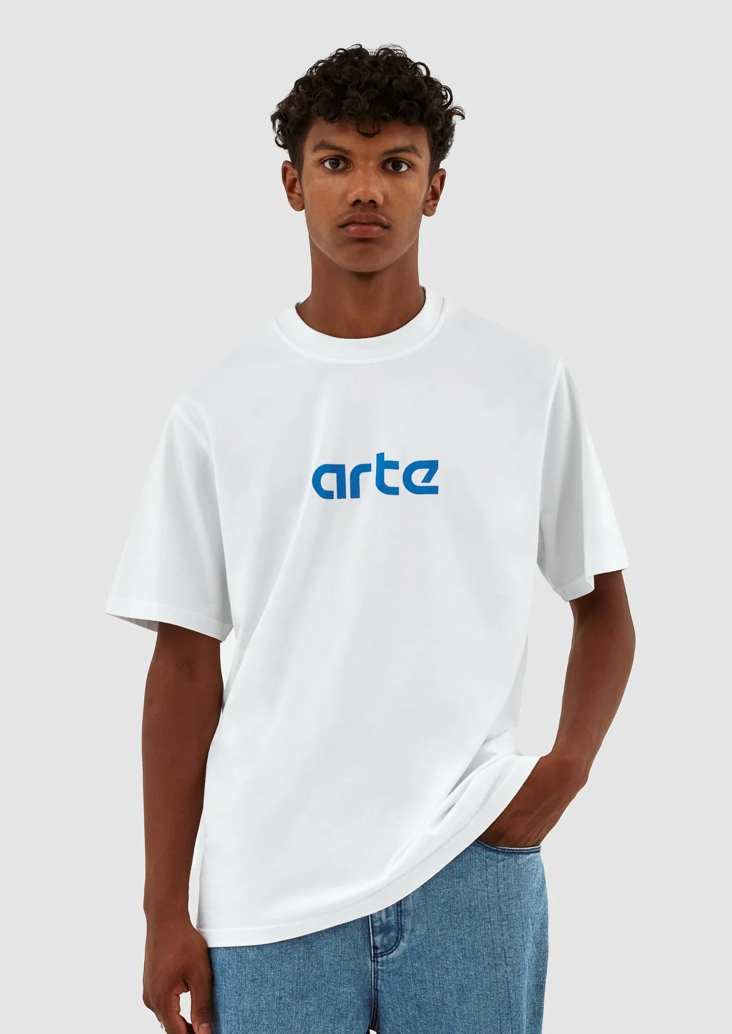 TEO ARTE TEE WHITE